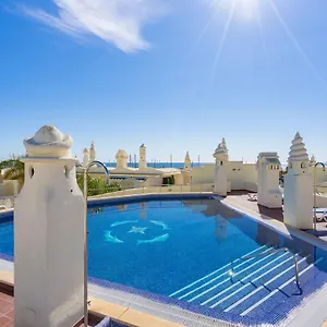 Malaga Puerto Benalmadena: Seaside With Pool And Marina Views Apartment Benalmadena